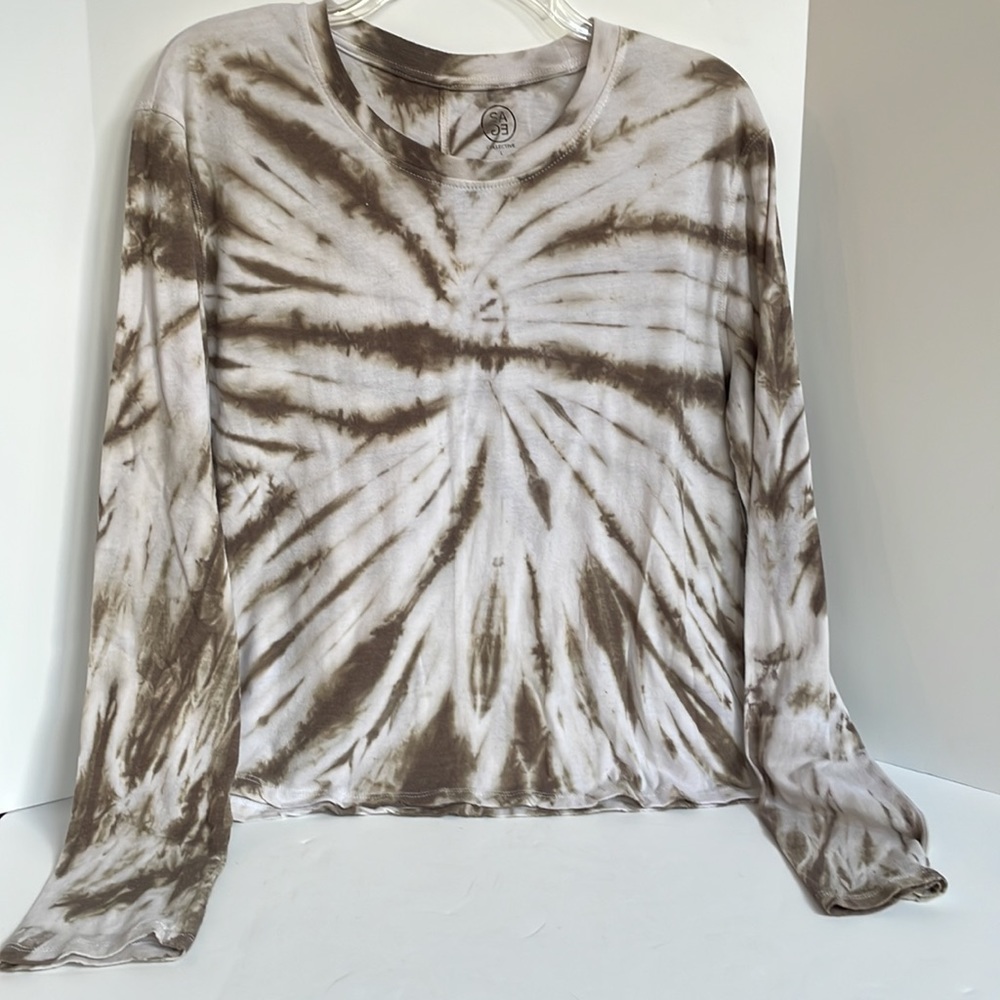 Sage Collective tie-dye print super soft knit long sleeve boxy tee size large
